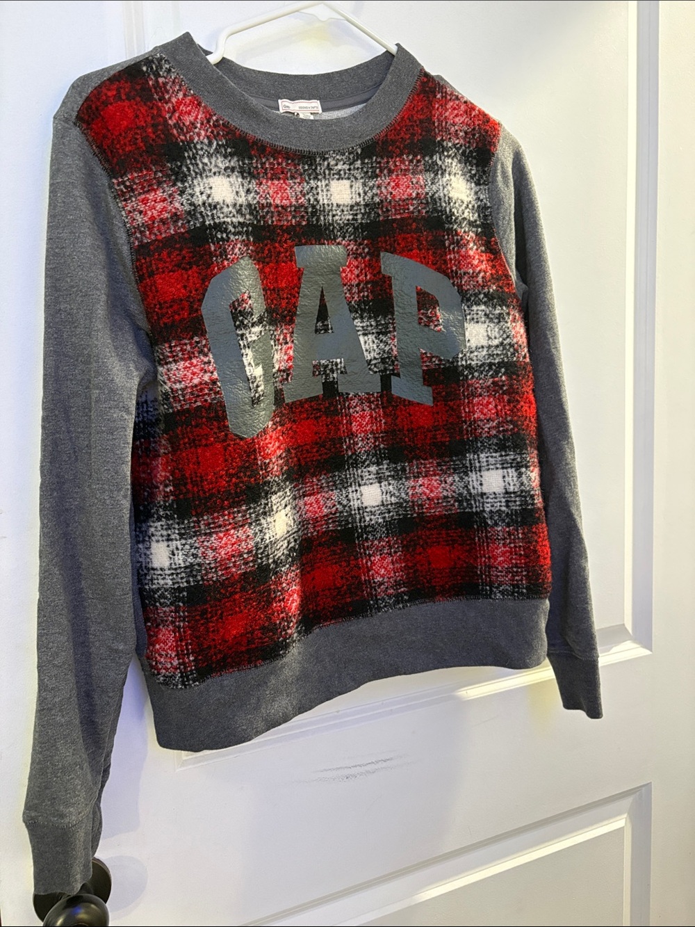 GAP Womens Red Plaid Crewneck with Gray Sleeves